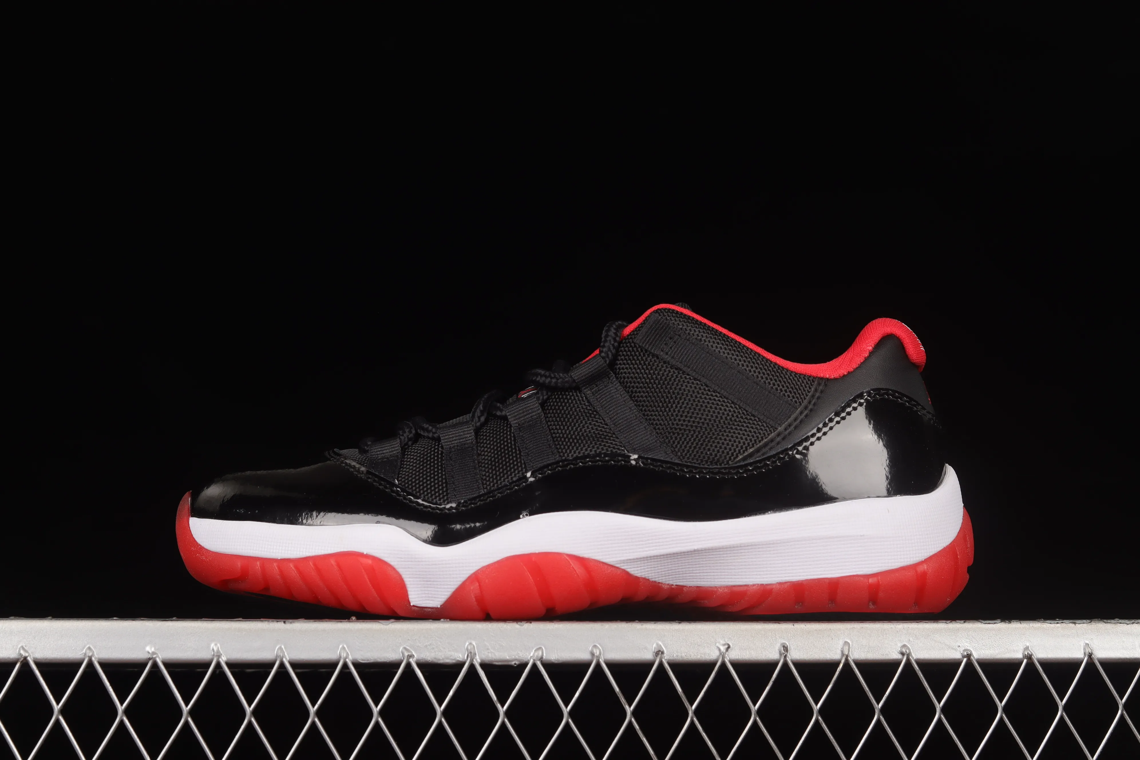 All categories Air Jordan Jordan series basketball shoes Air Jordan 11 #ZG version Air Jordan 11 Low Bred AJ11 Joe 11 patent leather black and red low-top basketball shoes 528896-012